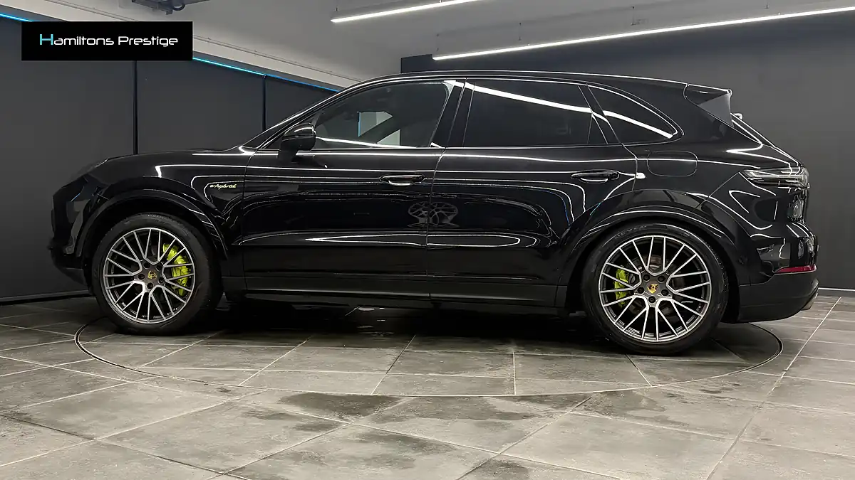 Used 2018 Porsche Cayenne Deep Perl Black - Interior and Exterior details 8