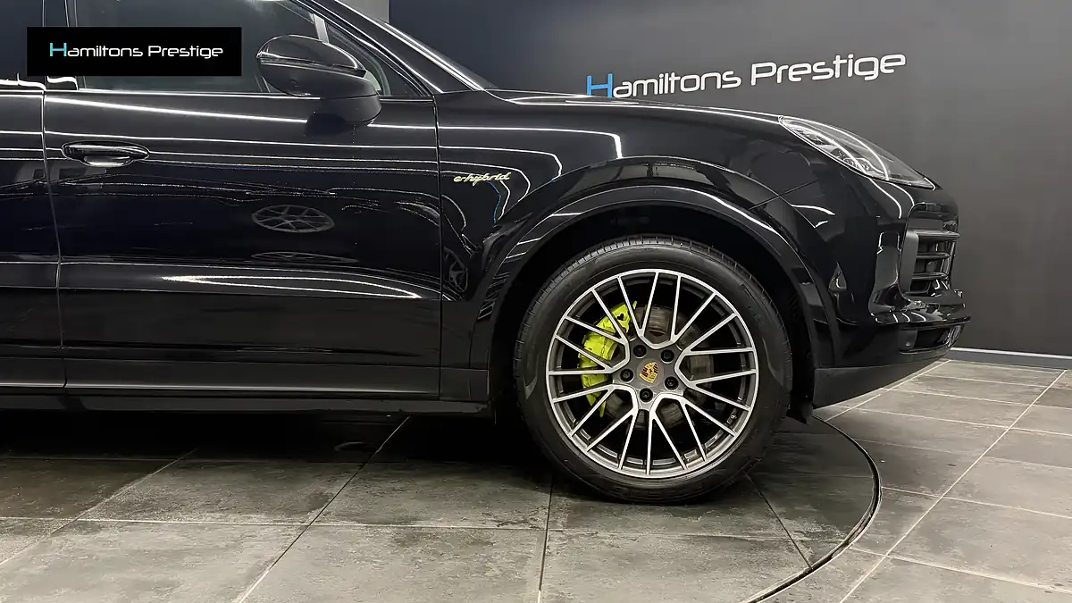 Used 2018 Porsche Cayenne Deep Perl Black - Interior and Exterior details 9