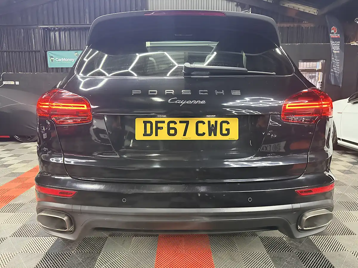 Used 2018 Porsche Cayenne Platinum Edition Black - Interior and Exterior details 11