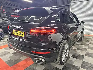 Used 2018 Porsche Cayenne Platinum Edition Black - Interior and Exterior details 13