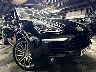 Used 2018 Porsche Cayenne Platinum Edition Black - Interior and Exterior details 2