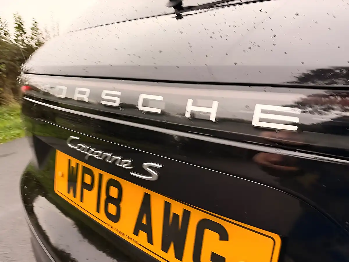 Used 2018 Porsche Cayenne S Black - Interior and Exterior details 17