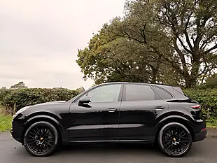 Used 2018 Porsche Cayenne S Black - Interior and Exterior details 4