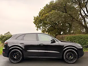 Used 2018 Porsche Cayenne S Black - Interior and Exterior details 5
