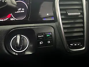 Used 2018 Porsche Cayenne S White - Interior and Exterior details 14