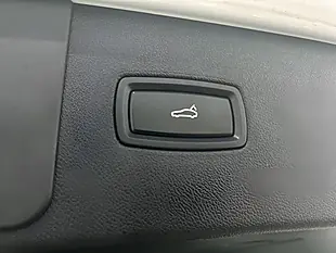 Used 2018 Porsche Cayenne S White - Interior and Exterior details 15