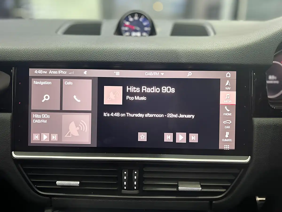 Used 2018 Porsche Cayenne S White - Interior and Exterior details 17