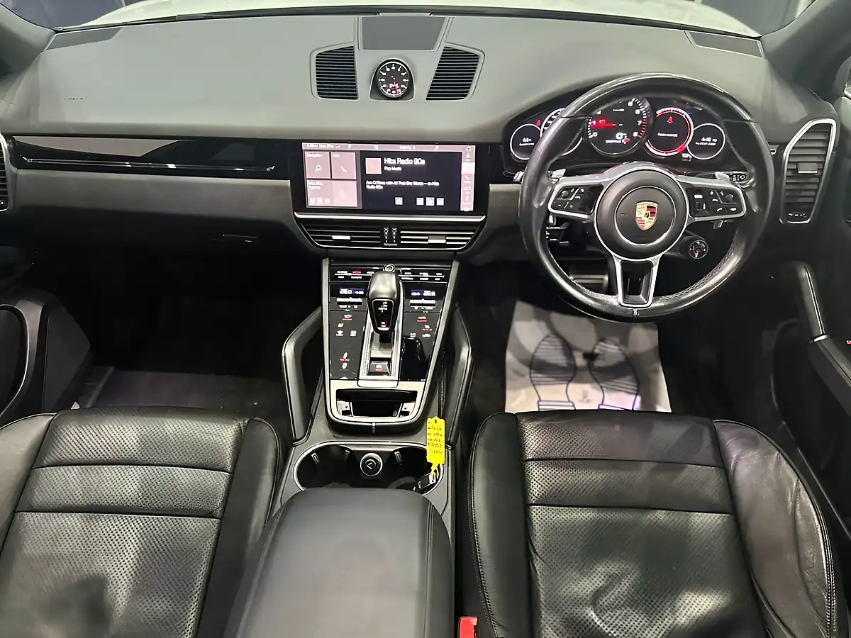 Used 2018 Porsche Cayenne S White - Interior and Exterior details 2