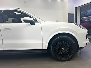 Used 2018 Porsche Cayenne S White - Interior and Exterior details 20