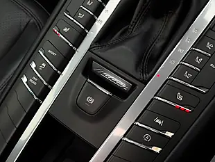 Used 2018 Porsche Macan Black - Interior and Exterior details 14