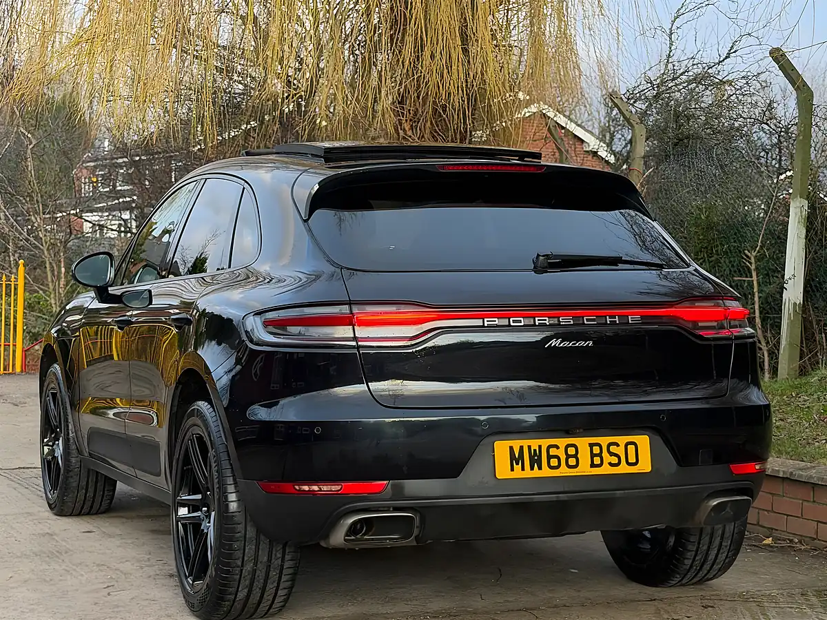 Used 2018 Porsche Macan Black - Interior and Exterior details 4