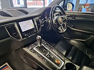 Used 2018 Porsche Macan Blue - Interior and Exterior details 17