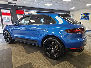 Used 2018 Porsche Macan Blue - Interior and Exterior details 4