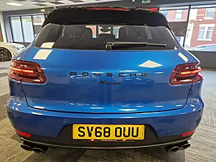 Used 2018 Porsche Macan Blue - Interior and Exterior details 9