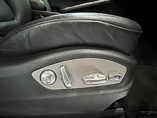 Used 2018 Porsche Macan Blue - Interior and Exterior details 14
