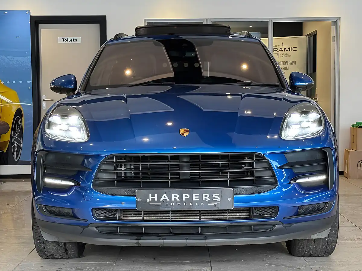 Used 2018 Porsche Macan Blue - Interior and Exterior details 2