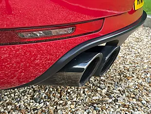 Used 2018 Porsche Macan Gts Carmine Red - Interior and Exterior details 9