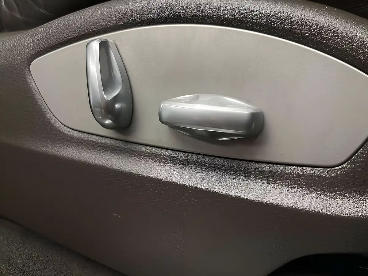 Used 2018 Porsche Macan S Grey - Interior and Exterior details 10