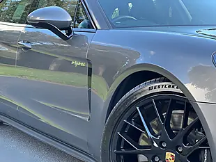 Used 2018 Porsche Panamera 4 Sport Turismo Grey - Interior and Exterior details 4