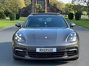 Used 2018 Porsche Panamera 4 Sport Turismo Grey - Interior and Exterior details 6
