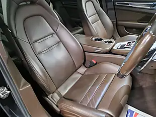 Used 2018 Porsche Panamera Sport Turismo Grey - Interior and Exterior details 17
