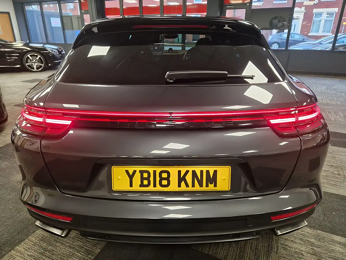 Used 2018 Porsche Panamera Sport Turismo Grey - Interior and Exterior details 9