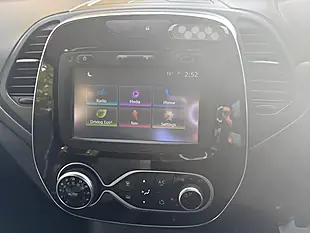 Used 2018 Renault Captur Dynamique Nav Black - Interior and Exterior details 12