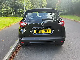 Used 2018 Renault Captur Dynamique Nav Black - Interior and Exterior details 4