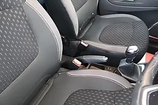 Used 2018 Renault Captur Dynamique Nav Black - Interior and Exterior details 15