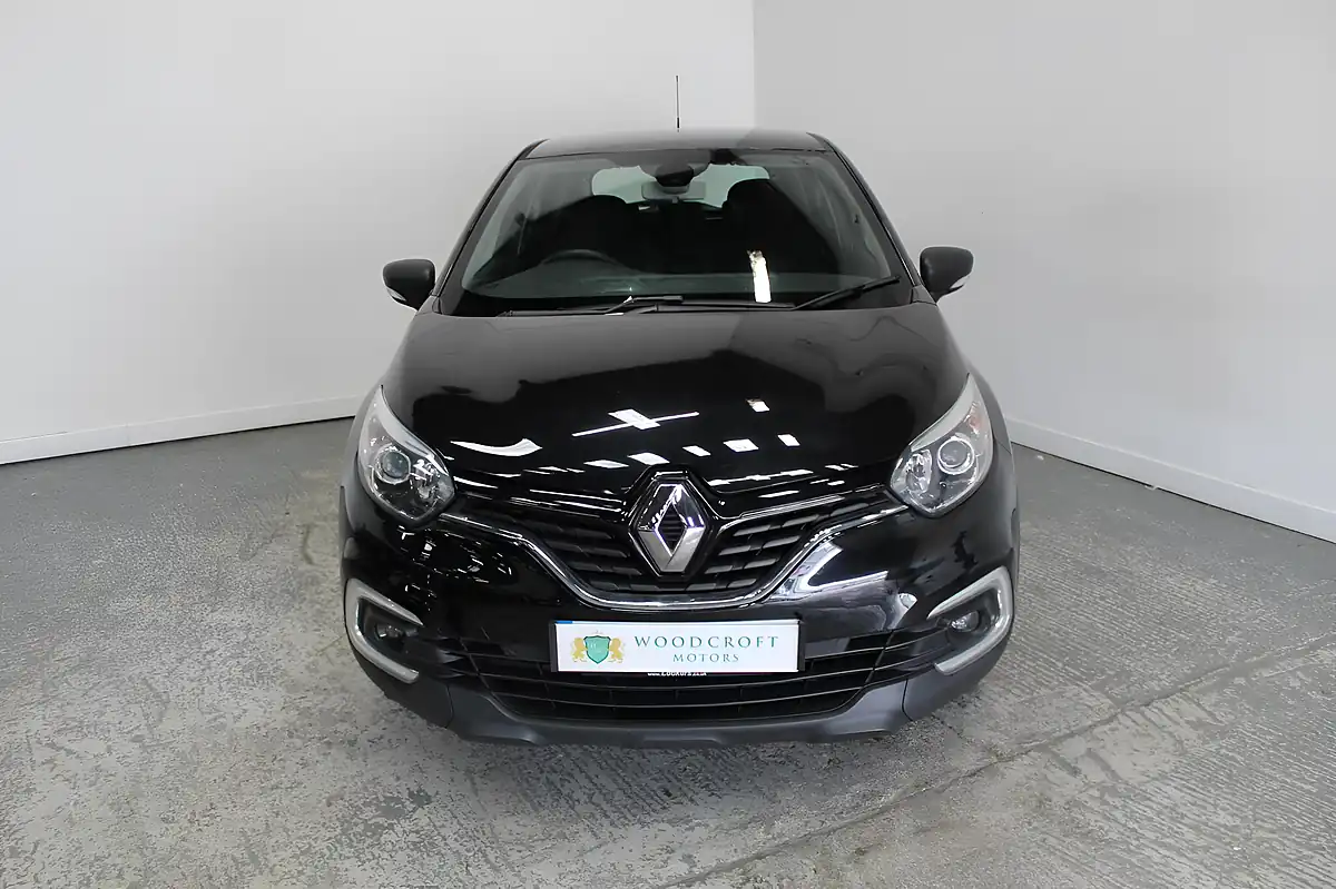 Used 2018 Renault Captur Dynamique Nav Black - Interior and Exterior details 9
