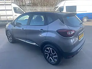 Used 2018 Renault Captur Dynamique Nav Grey - Interior and Exterior details 9