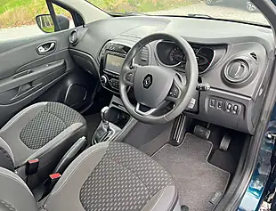 Used 2018 Renault Captur Dynamique Nav Ocean Blue - Interior and Exterior details 11
