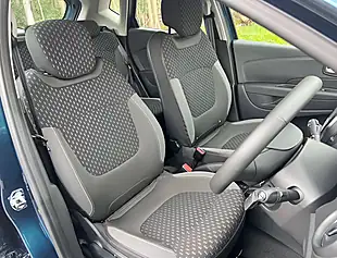 Used 2018 Renault Captur Dynamique Nav Ocean Blue - Interior and Exterior details 13