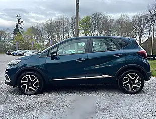 Used 2018 Renault Captur Dynamique Nav Ocean Blue - Interior and Exterior details 6
