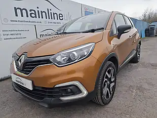 Used 2018 Renault Captur Dynamique Nav Orange - Interior and Exterior details 10