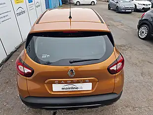 Used 2018 Renault Captur Dynamique Nav Orange - Interior and Exterior details 2