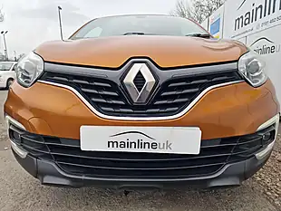Used 2018 Renault Captur Dynamique Nav Orange - Interior and Exterior details 8