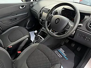 Used 2018 Renault Captur Dynamique Nav Silver - Interior and Exterior details 10