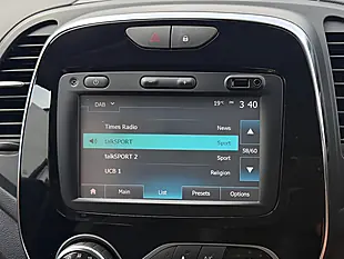 Used 2018 Renault Captur Dynamique Nav Silver - Interior and Exterior details 16