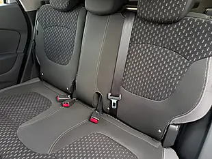 Used 2018 Renault Captur Dynamique Nav Silver - Interior and Exterior details 20
