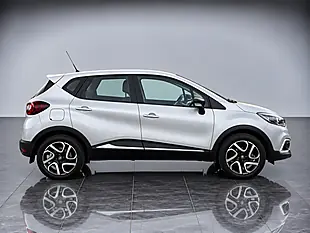 Used 2018 Renault Captur Dynamique Nav Silver - Interior and Exterior details 6