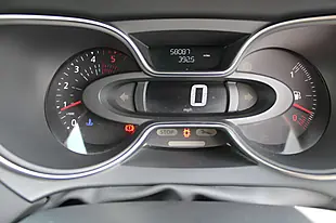 Used 2018 Renault Captur Dynamique Nav Silver - Interior and Exterior details 13