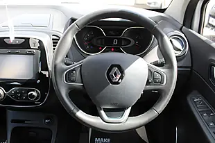 Used 2018 Renault Captur Dynamique Nav Silver - Interior and Exterior details 14