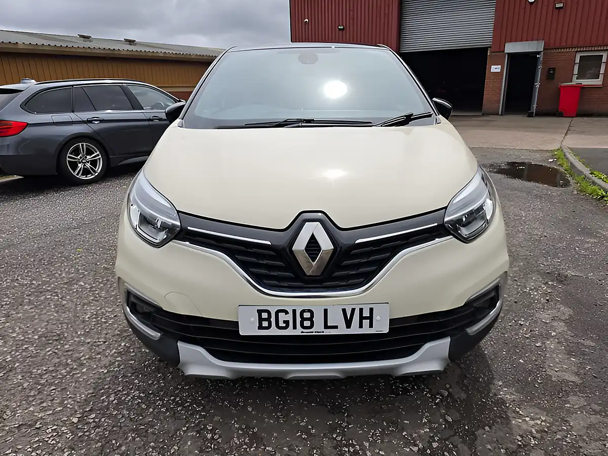 Used 2018 Renault Captur Dynamique S Nav Black/Cream - Interior and Exterior details 2