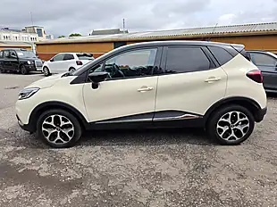 Used 2018 Renault Captur Dynamique S Nav Black/Cream - Interior and Exterior details 5