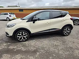 Used 2018 Renault Captur Dynamique S Nav Black/Cream - Interior and Exterior details 7
