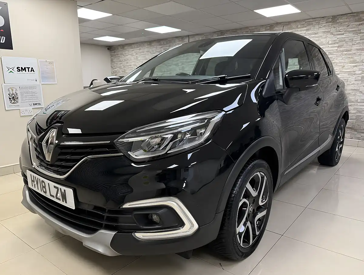 Used 2018 Renault Captur Dynamique S Nav Black - Interior and Exterior details 2