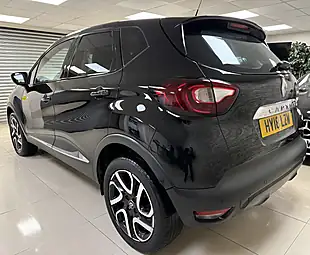 Used 2018 Renault Captur Dynamique S Nav Black - Interior and Exterior details 3