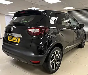 Used 2018 Renault Captur Dynamique S Nav Black - Interior and Exterior details 4