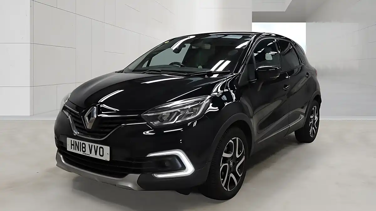 Used 2018 Renault Captur Dynamique S Nav Black - Interior and Exterior details 8